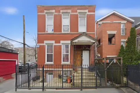 West Town Multifamily Rehab Opportunity