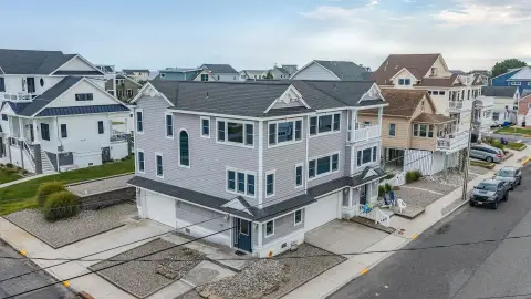 Two-Unit Duplex with Water-View Deck