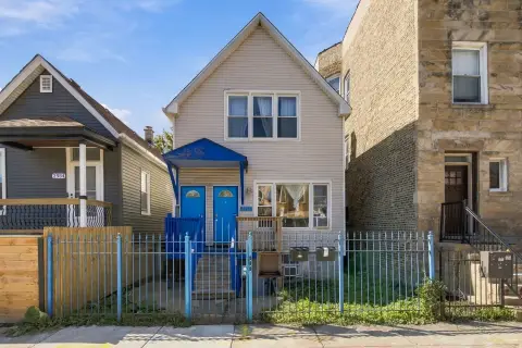 3-Unit Residential Triplex