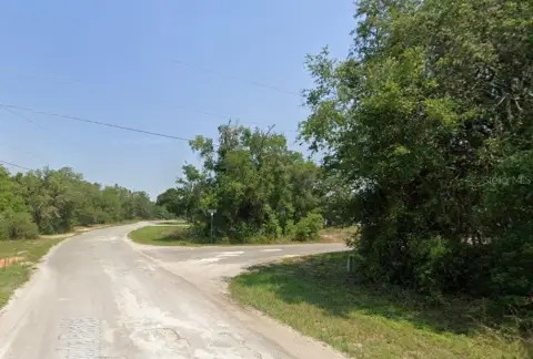Residential Lot in Ocklawaha, FL
