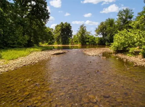Riverfront Agricultural Land