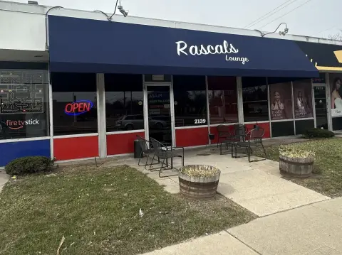 Established Turn-Key Bar Opportunity