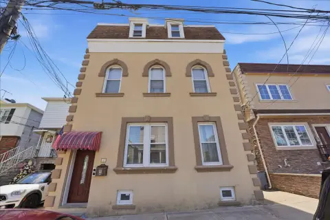 Bayonne Multi-Family with Redevelopment Potential