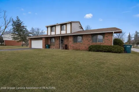 Lansing Duplex with New Roof