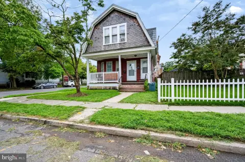 Colonial Duplex with Two Units