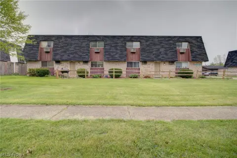 Renovated 8-Unit Apartment Building