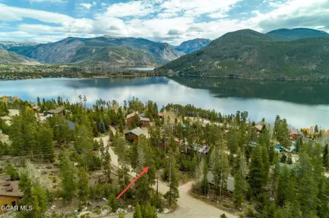 Wooded Mountain Buildable Lot