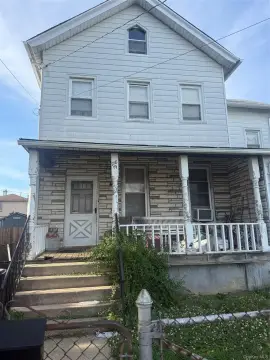 Detached Two-Family Duplex