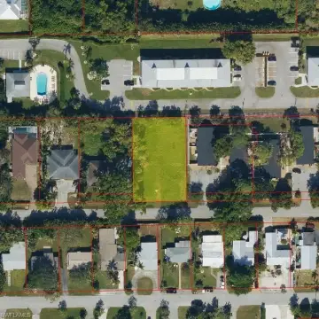 Vacant Land in Central Naples