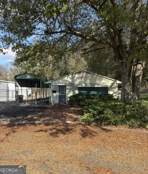 Office/Studio with Garage in Rome