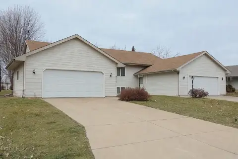 Appleton Duplex: Fully Rented