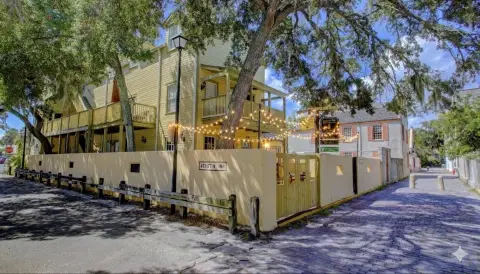 Three-Story Boutique Inn with Elevator