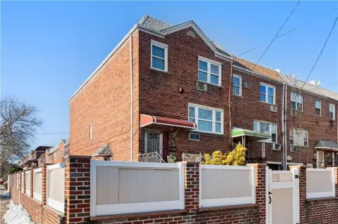 Brooklyn Two-Family Home Near Parks