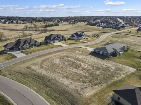 Spacious Corner Lot in Sun Prairie