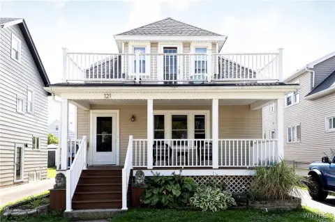 Updated Duplex in North Buffalo