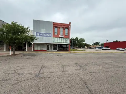 Bonham, TX Office Building