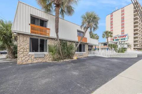 Historic 27-Room Motel