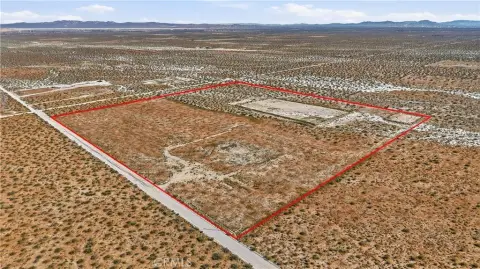 40 Acres Land with Wells
