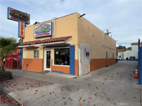 Freestanding Commercial Property on Avalon Blvd