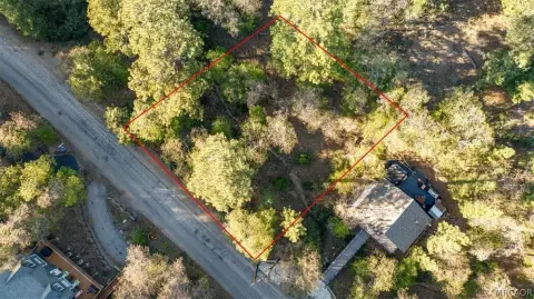 Vacant Lot in Upper Moonridge