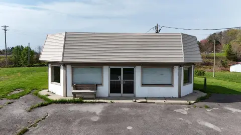 Commercial Land with Office Space