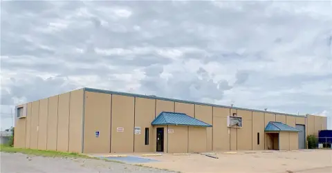 Flex Space with Roll-Up Doors