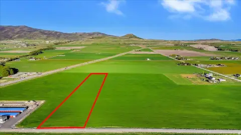 Petersboro Farmland with Valley Views
