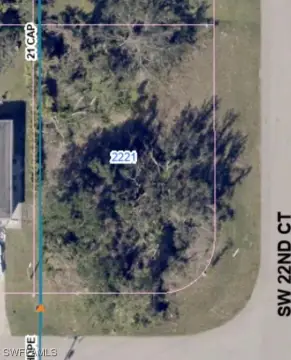 Residential Land in Cape Coral