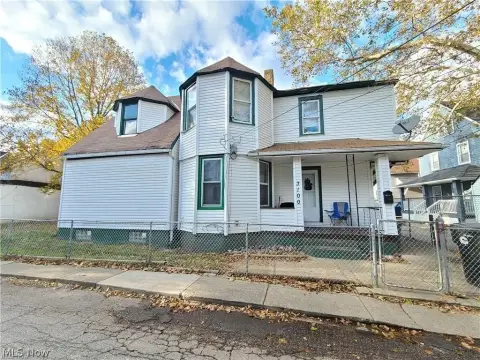 Updated Duplex in Ohio City