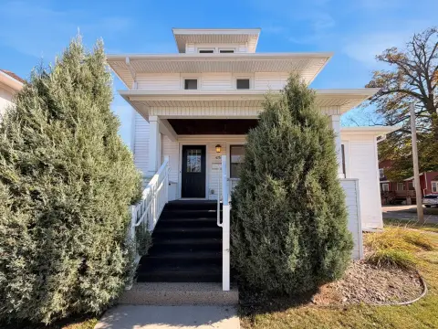 Mixed-Use Property with Garage
