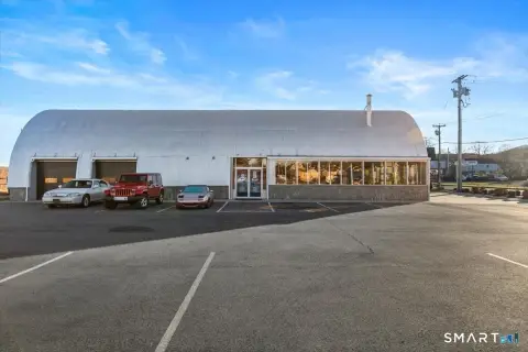 Renovated Flex Space with Showroom