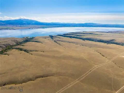 Waterfront Land with Recreational Access