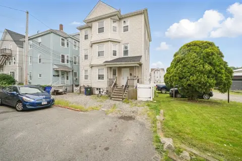Well-Maintained 3-Unit Residential Building