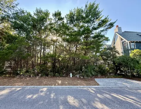 Single-Family Residential Lot