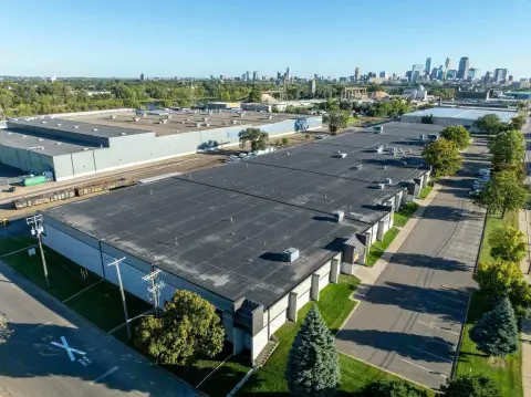 Multi-Tenant Flex Property