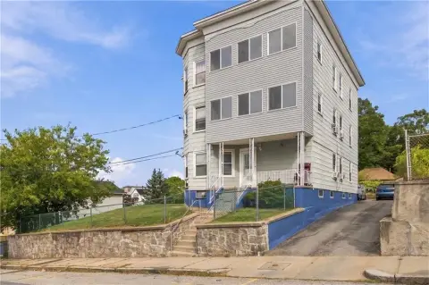 5-Unit Apartment Building