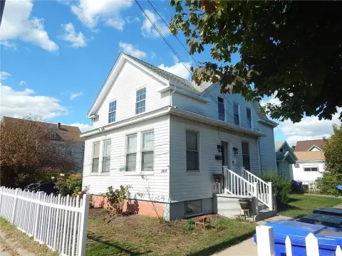Duplex with Refreshed Second Unit