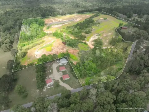 36 Acres in Oak Grove