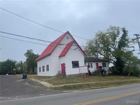 Commercial Land With Existing Building