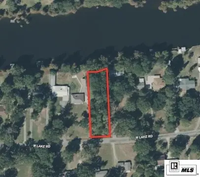 Bayou-Front Residential Land