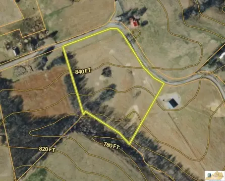 Manageable Acreage with Natural Features