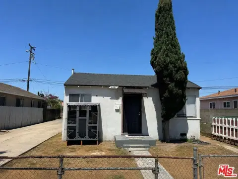 Two-Unit Duplex with Detached Garage