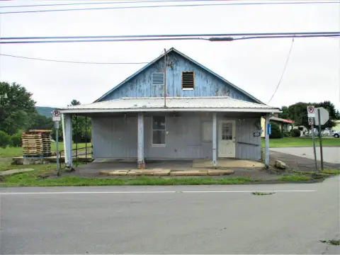 Storefront Property with Heat Pump