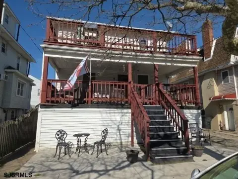 Ventnor Duplex Near Beach