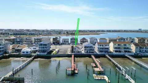 Bayfront Duplex with Private Dock