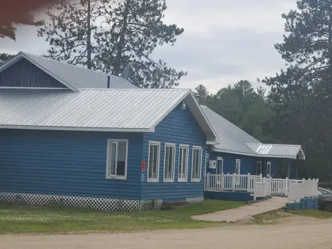 Waterfront Campground with Lodging