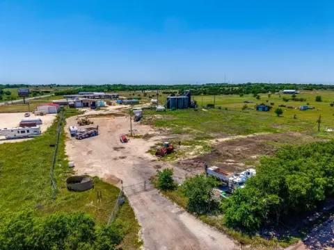 Industrial Land Near Amazon Warehouse