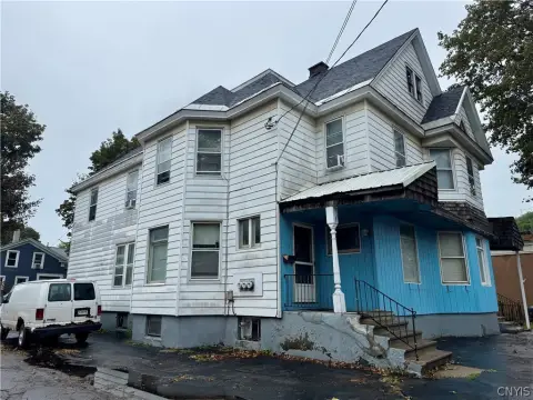 5-Unit Apartment Building