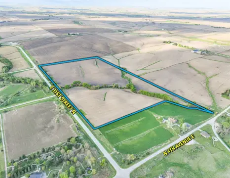 Productive Farmland Near Newton, Iowa