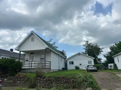 Remodeled Duplex in Evansville, Indiana